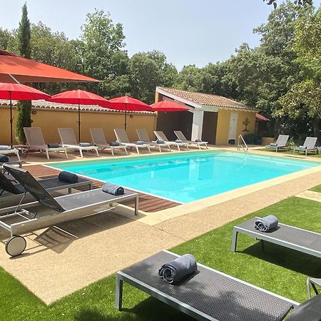 Logis La Bastide De Grignan Hotel & Restaurant "La Chenaie" Bagian luar foto