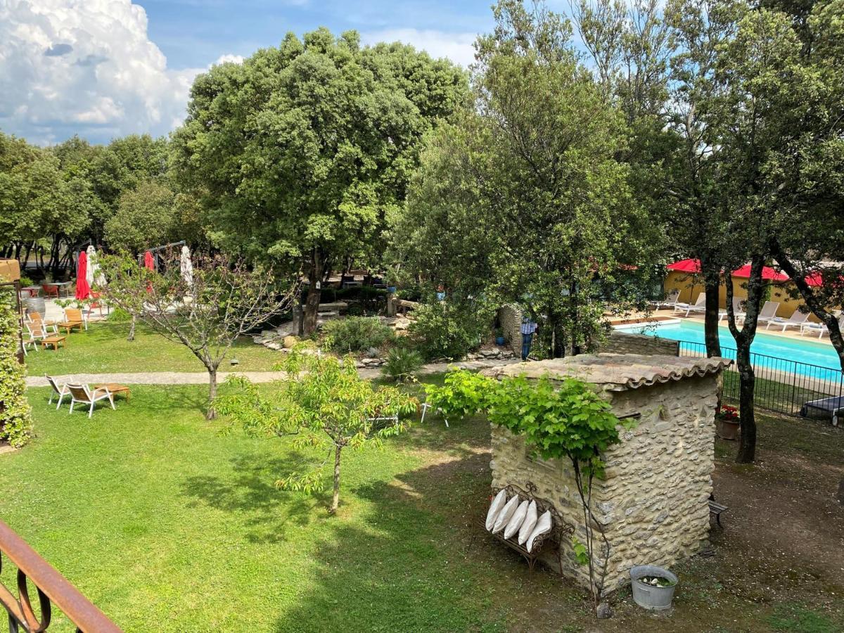 Logis La Bastide De Grignan Hotel & Restaurant "La Chenaie" Bagian luar foto