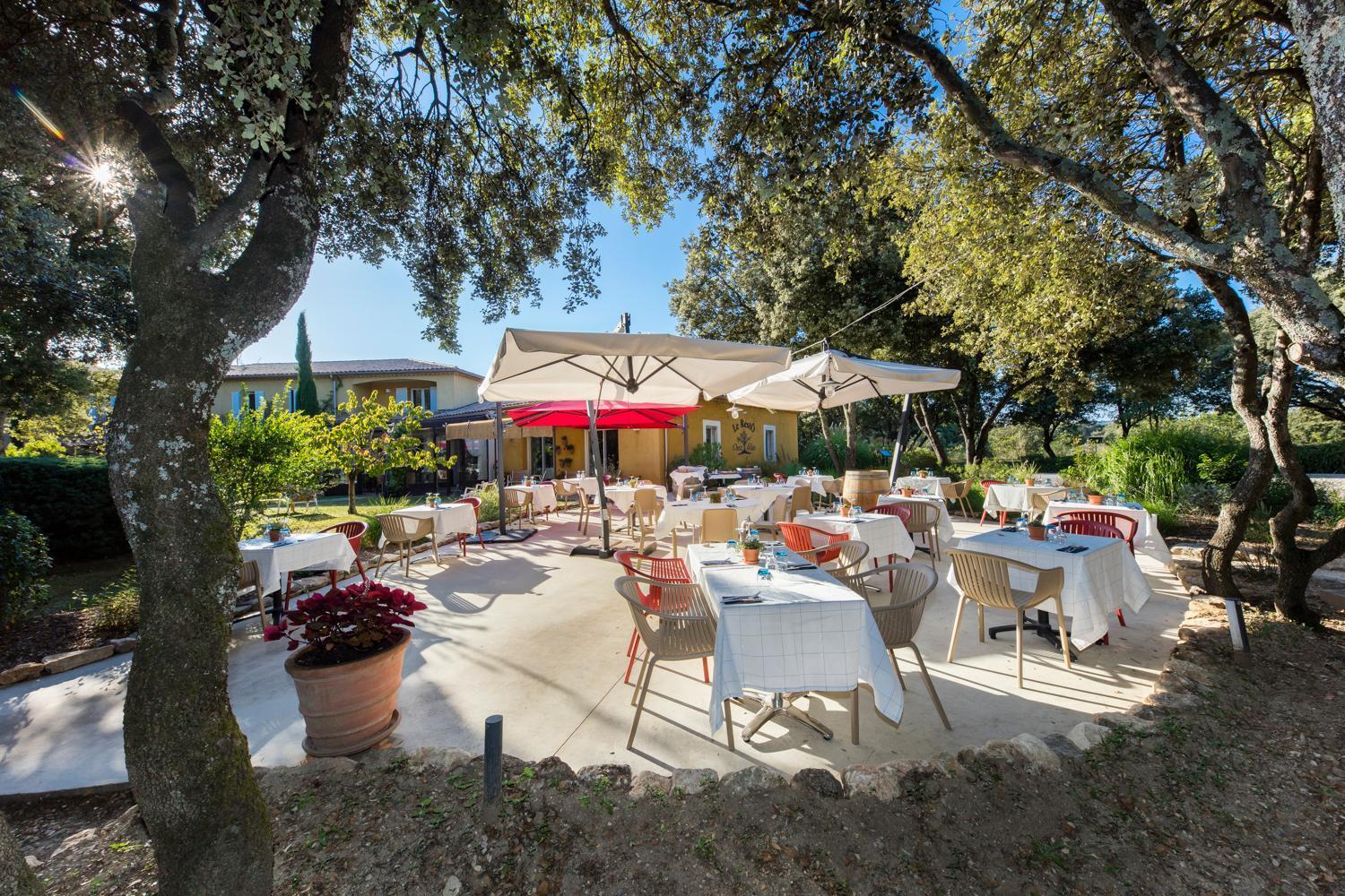 Logis La Bastide De Grignan Hotel & Restaurant "La Chenaie" Bagian luar foto