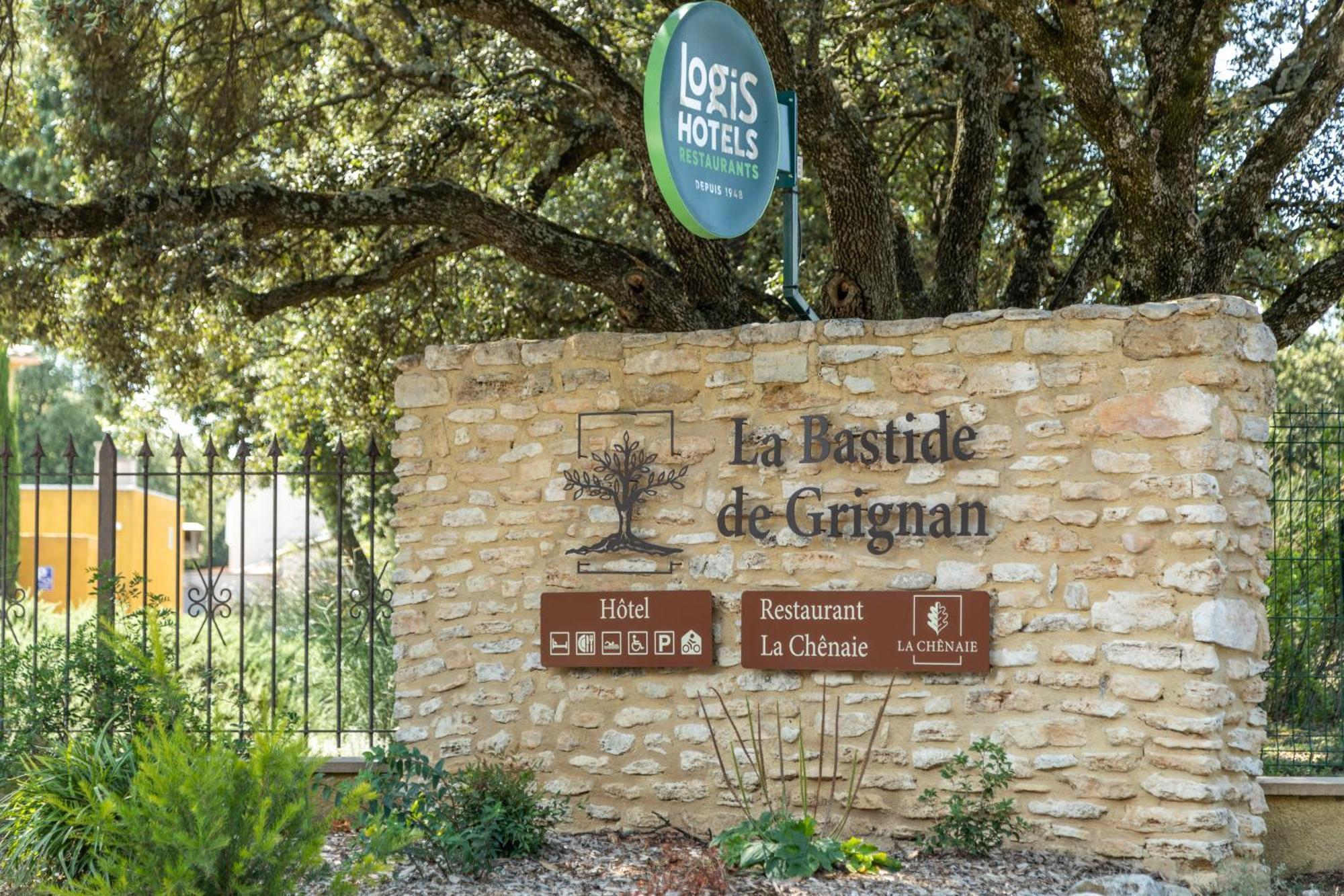 Logis La Bastide De Grignan Hotel & Restaurant "La Chenaie" Bagian luar foto
